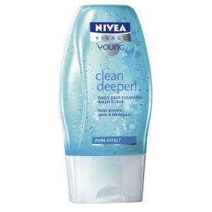 Nivea Pure Effect Clean Deeper Scrub 150ml