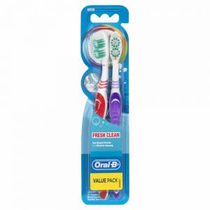 Oral B Fresh Clean Toothbrush Medium 2 Pack