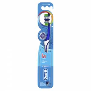 Oral B Toothbrush 5 Way Clean Medium