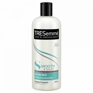 Tresemme Smooth & Silky Shampoo 390ml